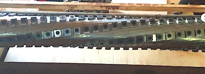 The Woodmaster Planer's Spiral Cutterhead (optional) has dozens and dozens of 4-faced carbon steel heads. Runs true, runs quiet, creates a super-smooth surface